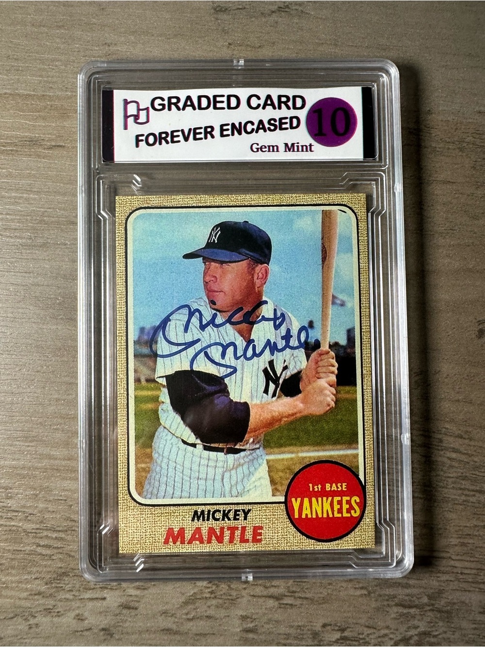 Mickey Mantle Gem Mint 10 Autographed 1968 Topps #280 Novelty Card. Yankees.